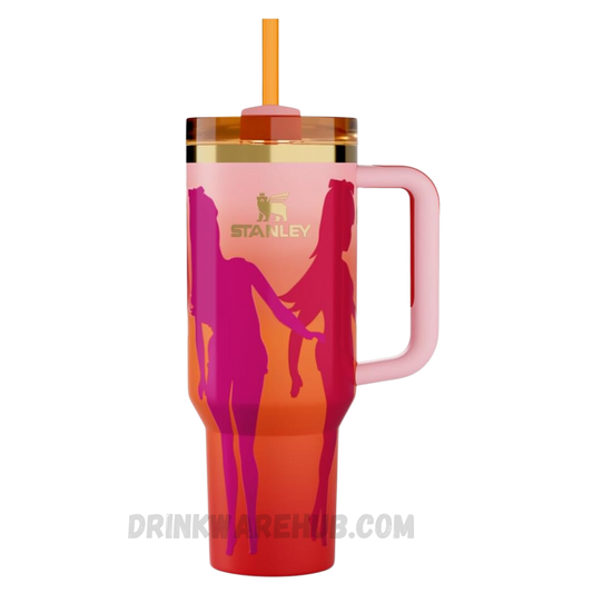 Stanley Quencher Flowstate Mug X Barbie 60s Twist 'N Turn 40 OZ – Exclusive Barbie collaboration inspired by the 60s Twist 'N Turn era. This limited edition Stanley Flowstate Quencher keeps drinks hot or cold for hours, perfect for collectors, travel, and stylish everyday hydration.