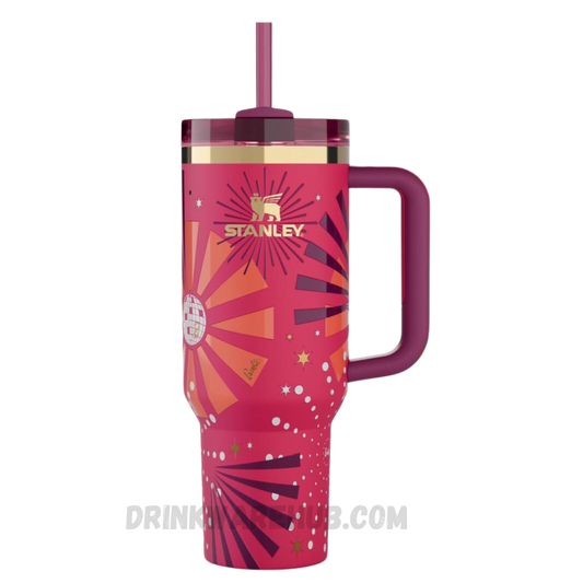 Stanley Quencher Flowstate Mug X Barbie 80s Dynamite 40 OZ – Limited edition Barbie collaboration featuring a bold and vibrant 80s Dynamite design. This Stanley Flowstate Quencher keeps beverages hot or cold for hours, perfect for collectors, travel, and daily hydration.